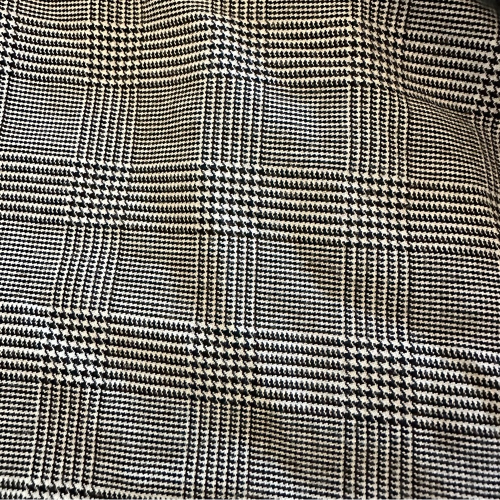 Forever 21 plaid shorts - Picture 4 of 4